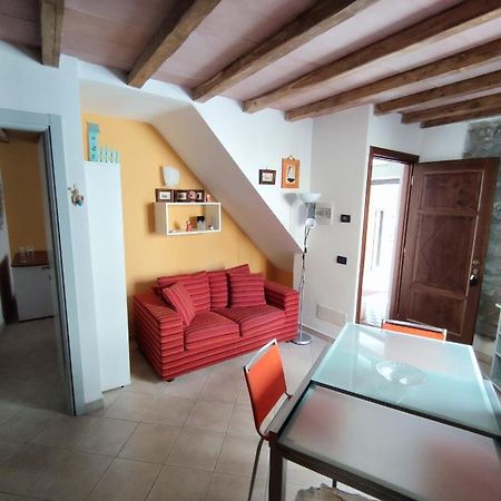 كورنيجليا Il Gabbiano Apartment المظهر الخارجي الصورة
