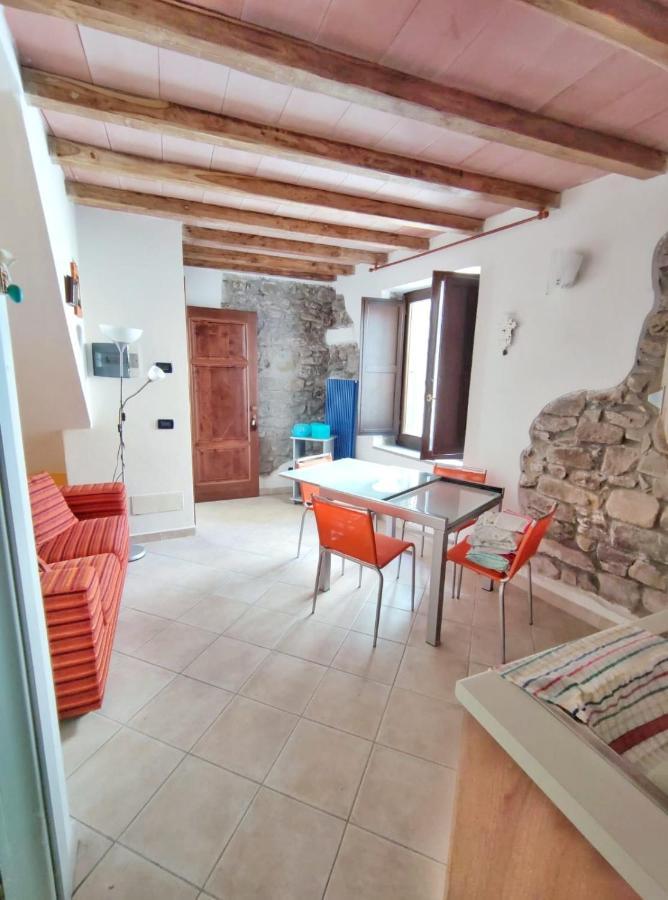 كورنيجليا Il Gabbiano Apartment المظهر الخارجي الصورة